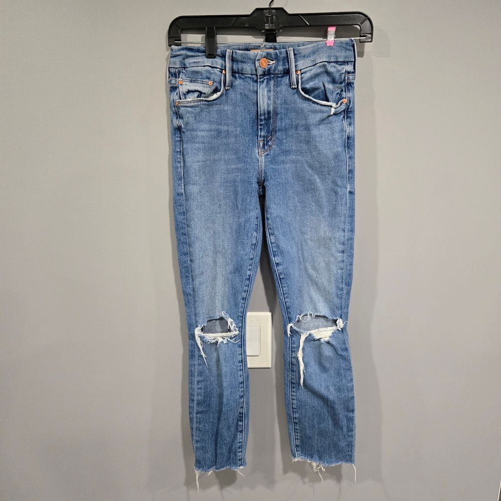 🐢 Mother The Looker Ankle Fray Not Guilty jeans. Size 25
